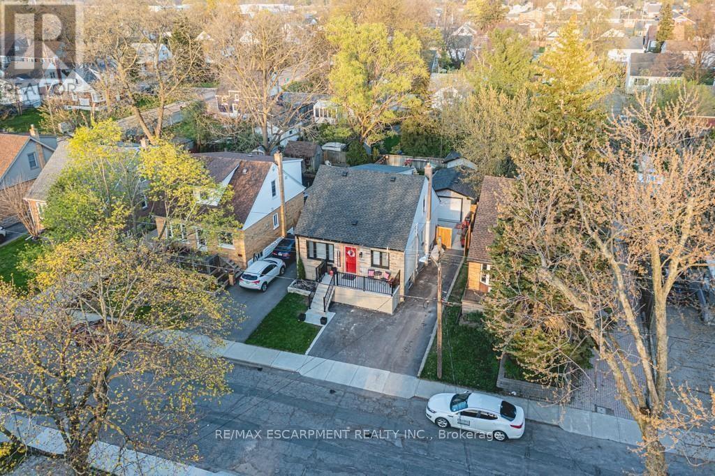 B - 73 West 3rd Street, Hamilton, Ontario L9C 3K2 - Photo 19 - X13458618