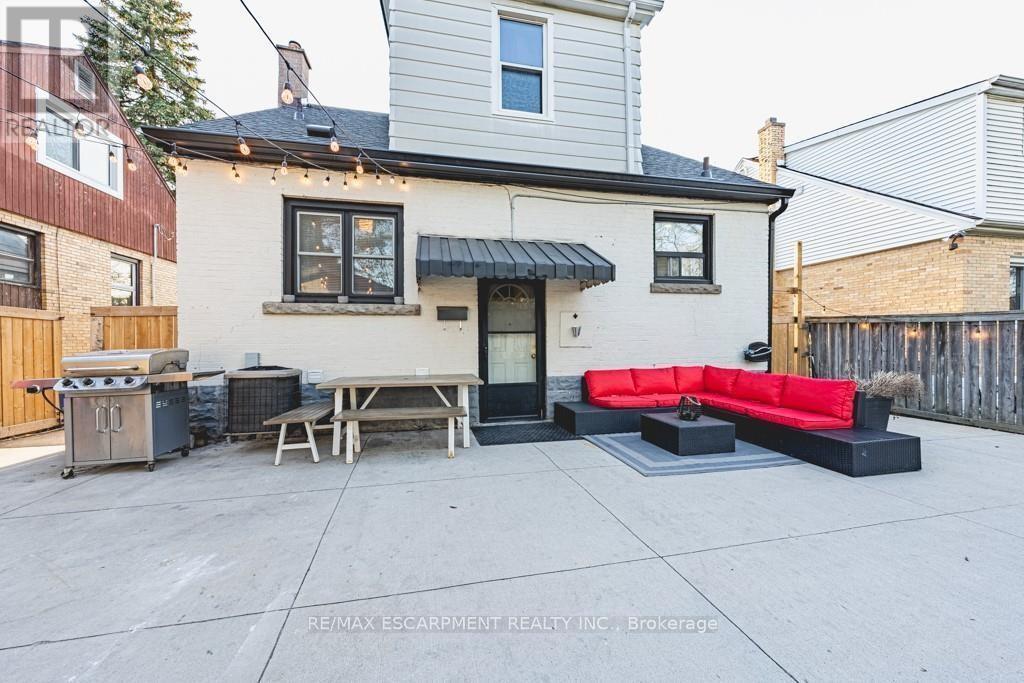 B - 73 West 3rd Street, Hamilton, Ontario L9C 3K2 - Photo 21 - X13458618