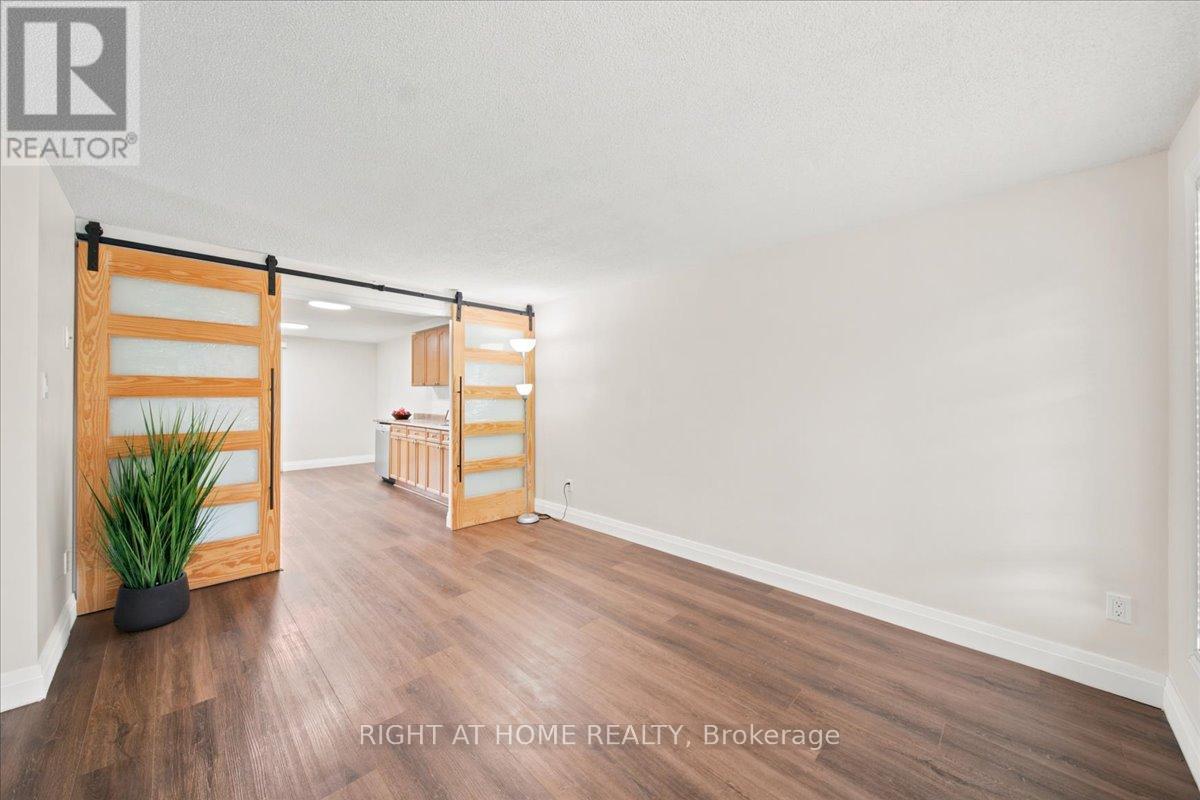 554 Halberstadt Circle, Cambridge, Ontario  N3H 5J5 - Photo 10 - X13458680