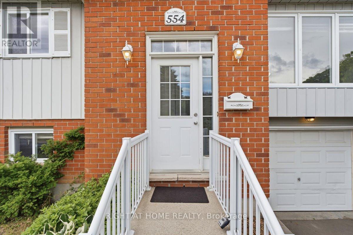 554 Halberstadt Circle, Cambridge, Ontario  N3H 5J5 - Photo 5 - X13458680