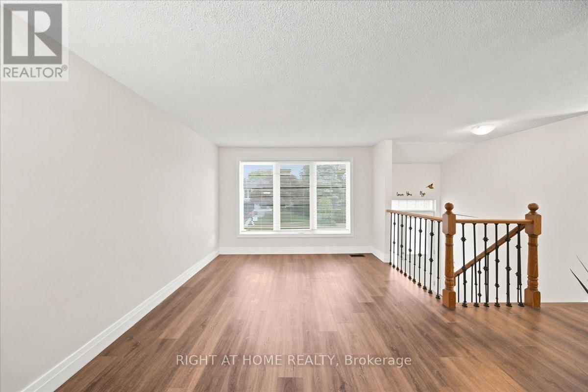 554 Halberstadt Circle, Cambridge, Ontario  N3H 5J5 - Photo 9 - X13458680