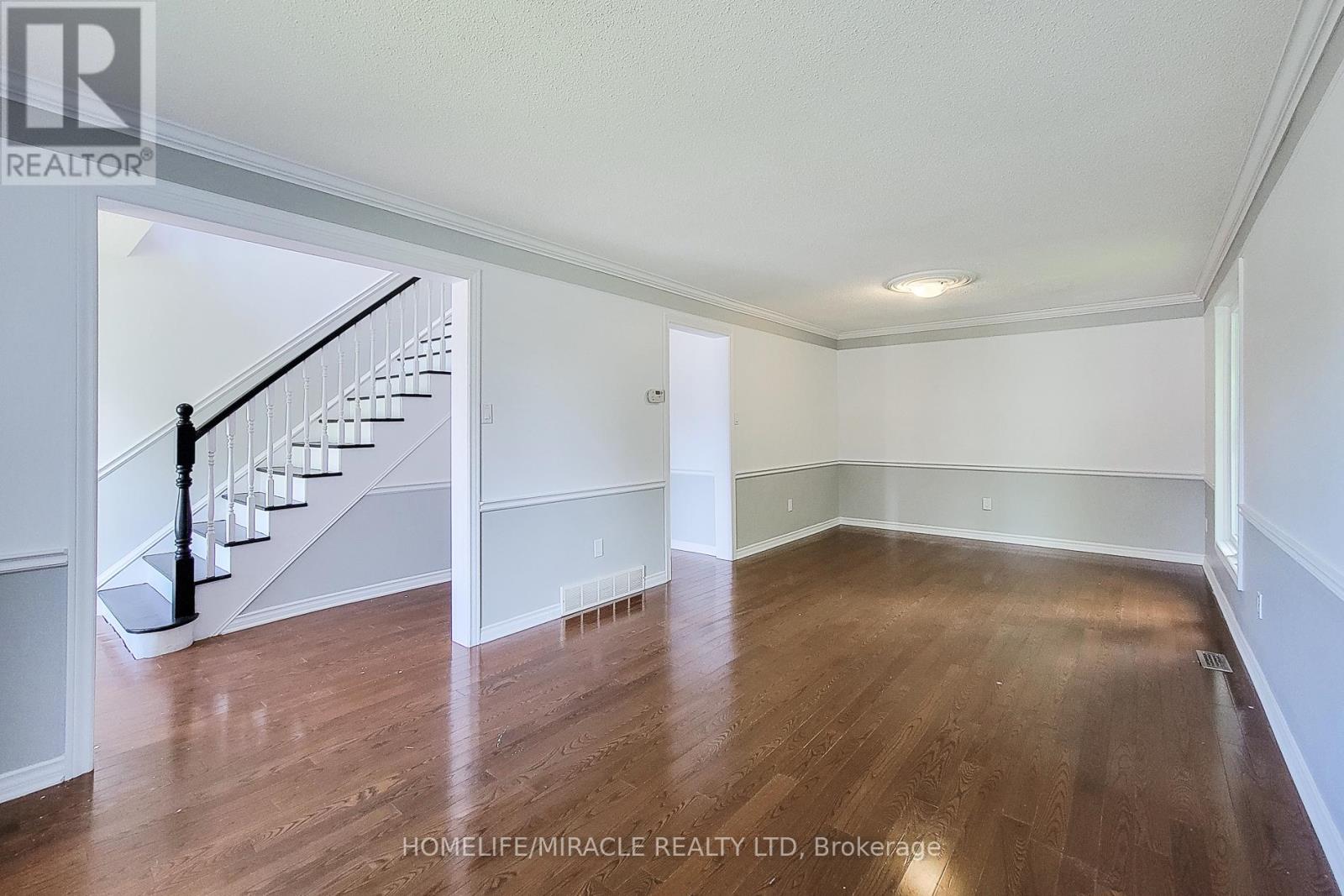 4559 St Volodymyr Court, Lincoln, Ontario  L0R 1B5 - Photo 12 - X13458684
