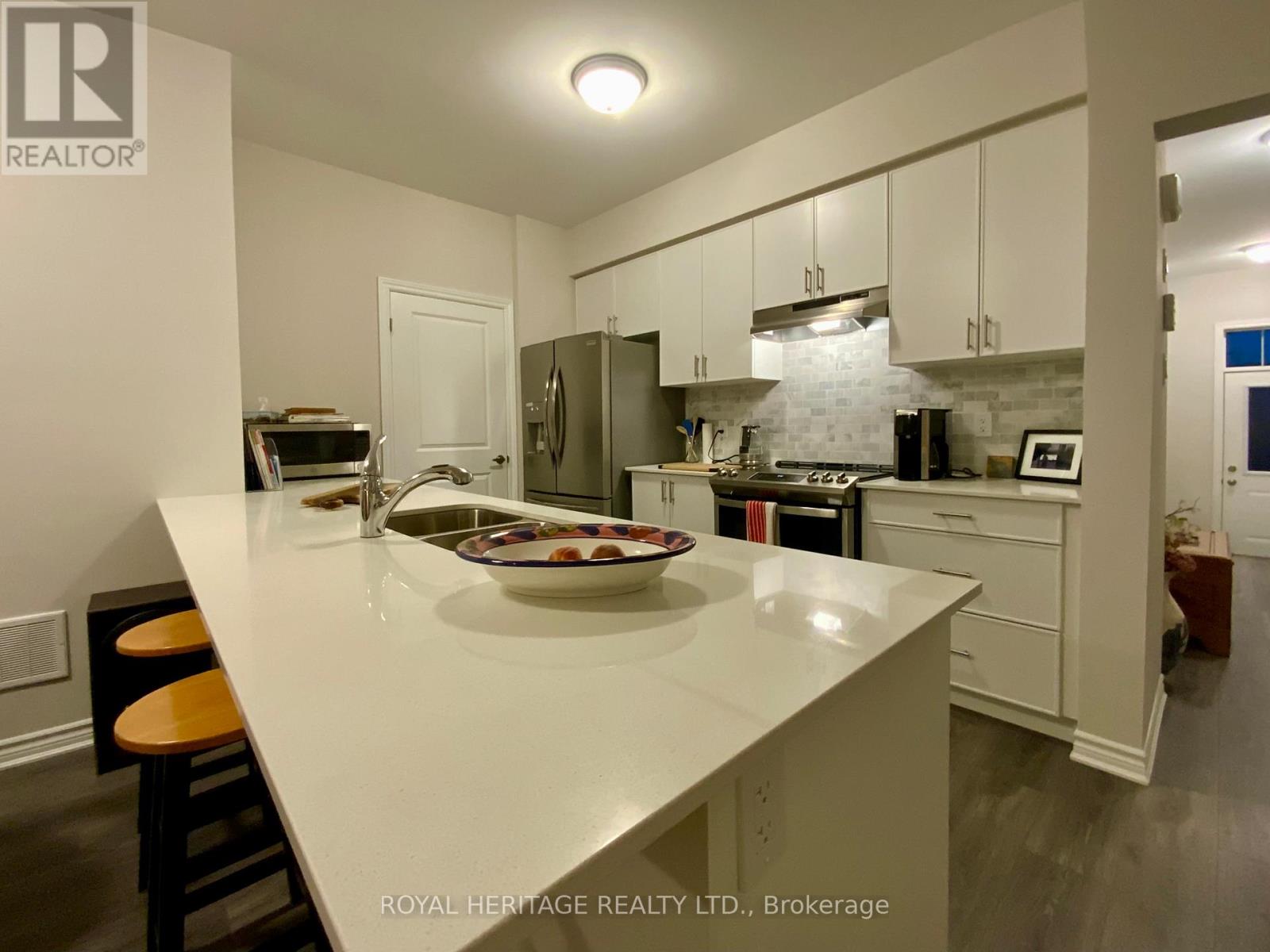 17 - 17 Lakewood Crescent, Kawartha Lakes, Ontario  K0M 1A0 - Photo 4 - X13458544