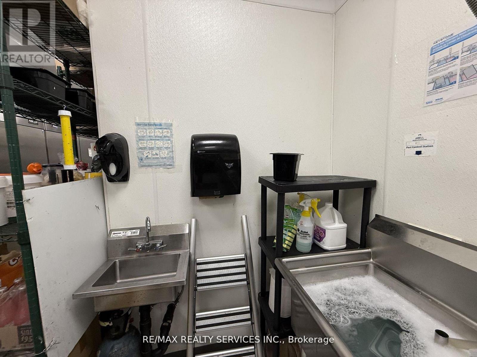 10 - 2255 Barton Street E, Hamilton, Ontario  L8H 7T4 - Photo 22 - X13458722