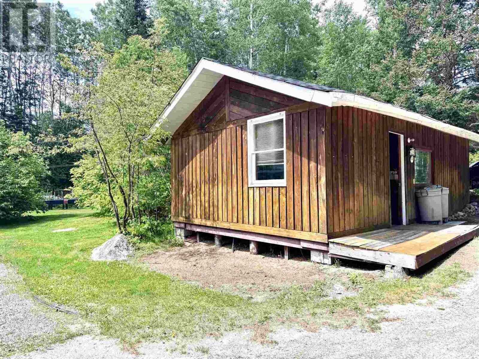 523 Lyndale Rd, White River, Ontario  P0M 3G0 - Photo 2 - SM261499