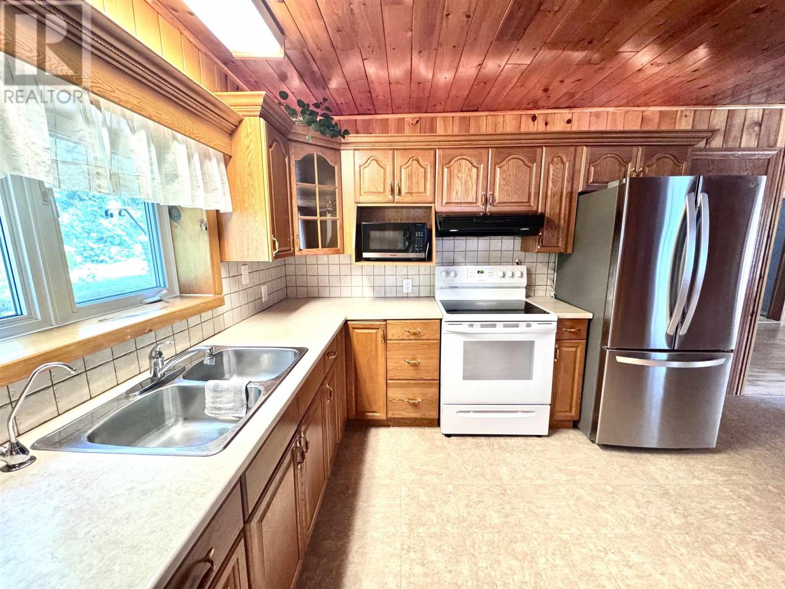 523 Lyndale Rd, White River, Ontario  P0M 3G0 - Photo 7 - SM261499