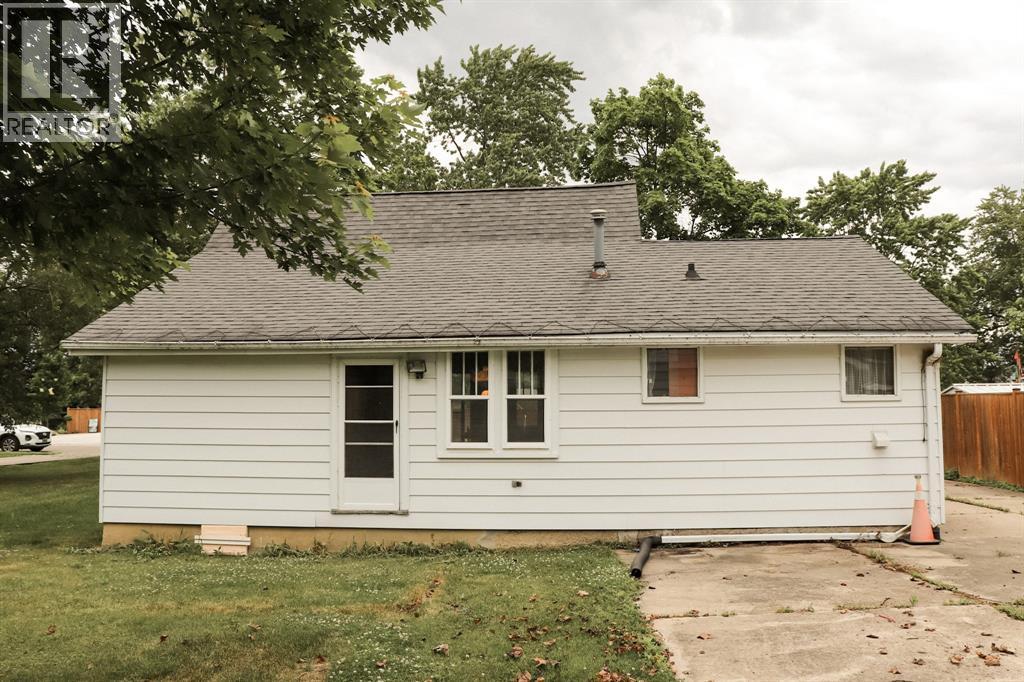 4113 Catherine Street, Petrolia, Ontario  N0N 1R0 - Photo 9 - 26014270