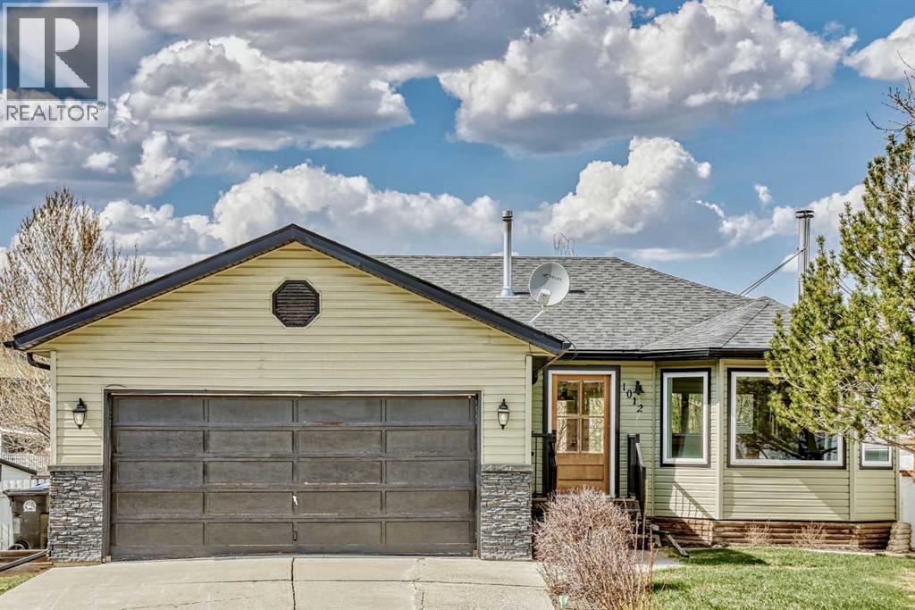 1012 2 Street Ne, Sundre, Alberta  T0M 1X0 - Photo 3 - A2312517