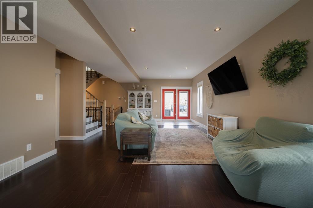 336 Ermine Crescent, Fort Mcmurray, Alberta  T9H 4M6 - Photo 13 - A2316705