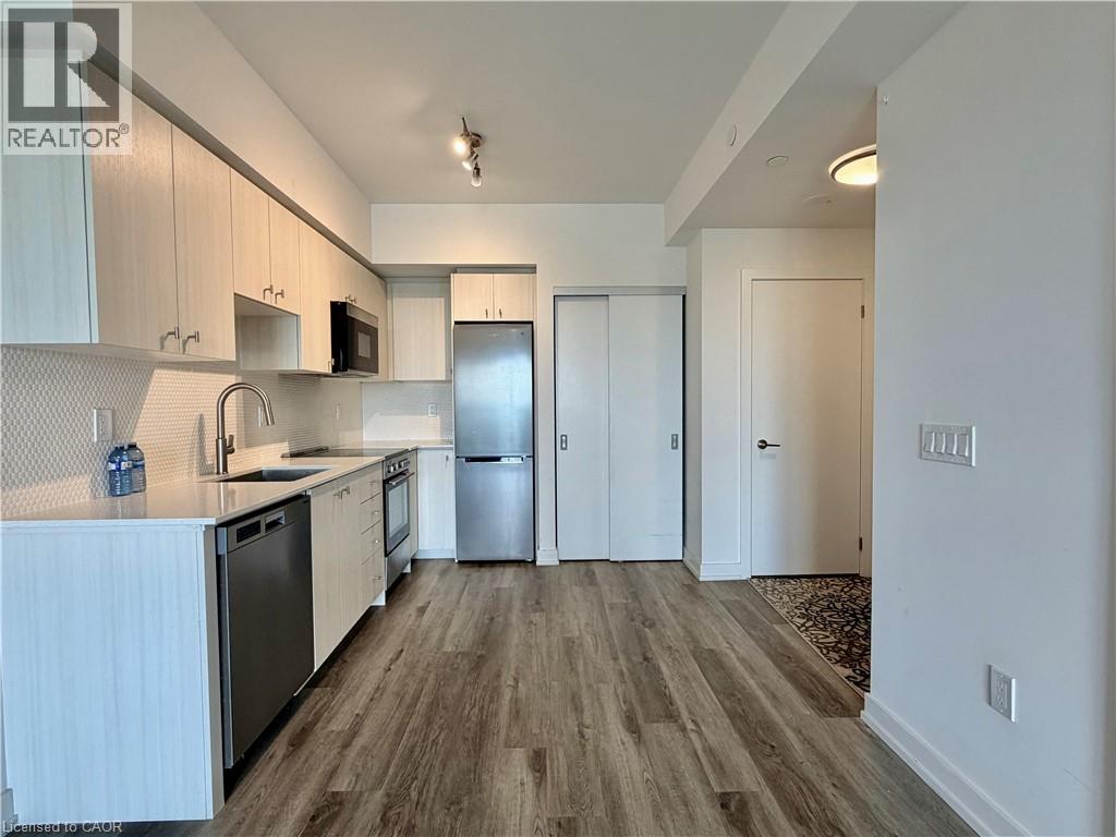 15 Wellington Street S Unit# 1007, Kitchener, Ontario  N2G 0E4 - Photo 6 - 40840992