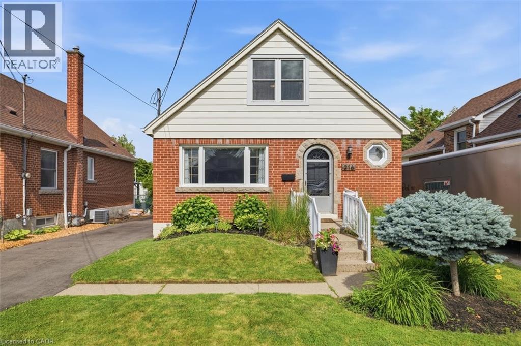 216 SUMMERHILL Avenue, Hamilton, Ontario