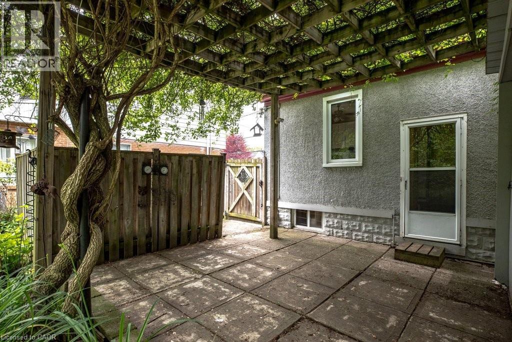 16 Sussex Street, Hamilton, Ontario  L8S 2E1 - Photo 36 - 40840681