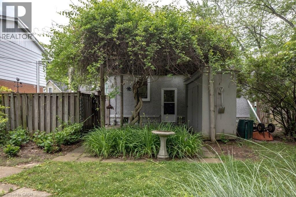 16 Sussex Street, Hamilton, Ontario  L8S 2E1 - Photo 38 - 40840681