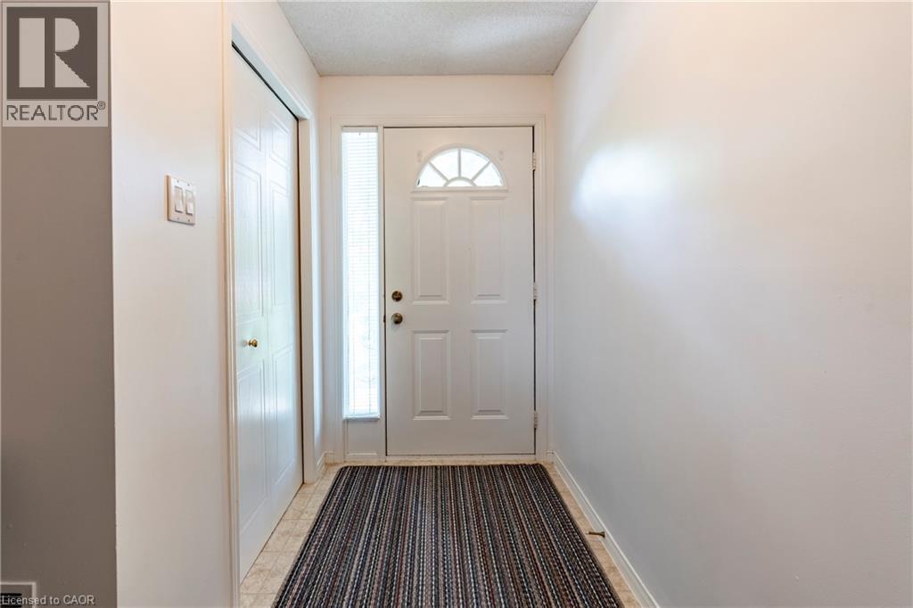 230 Blackhorne Drive Unit# 24, Kitchener, Ontario  N2E 1Z4 - Photo 3 - 40836450