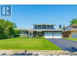 11 KENMORE CRESCENT, St. Catharines, Ontario