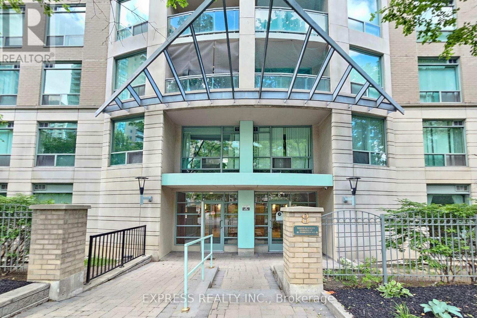 900 - 8 PEMBERTON AVENUE, Toronto, Ontario