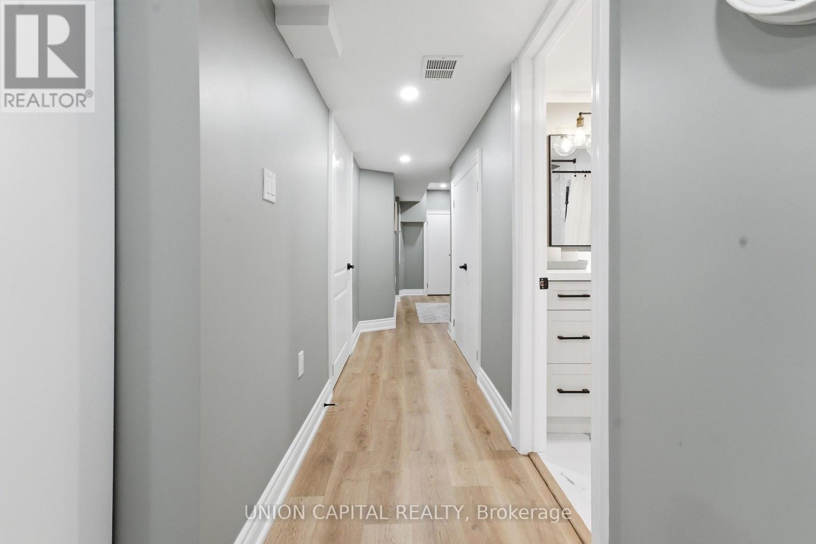 22 Delight Way, Whitby, Ontario  L1M 0E9 - Photo 31 - E13460418