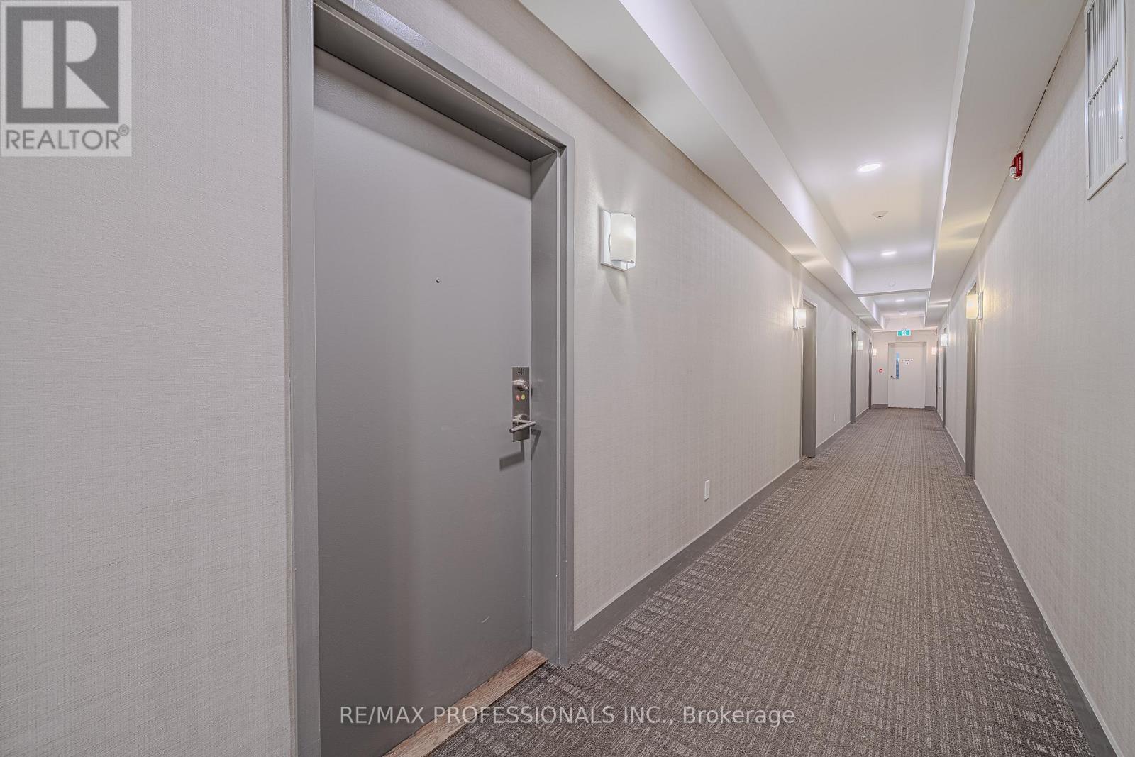 401 - 5155 Sheppard   East Avenue, Toronto, Ontario  M1B 0C8 - Photo 3 - E13460566