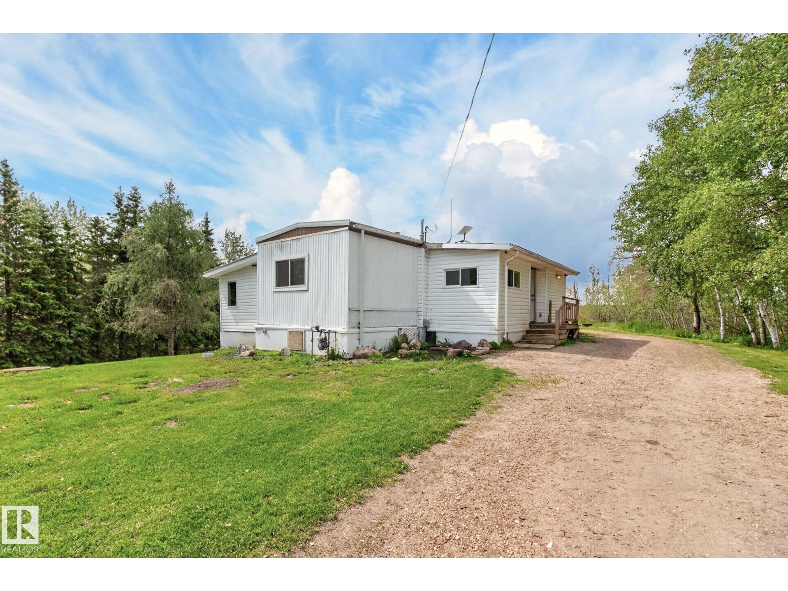 5115 Twp Road 540, Rural Lac Ste. Anne County, Alberta  T0E 0V0 - Photo 10 - E4494280