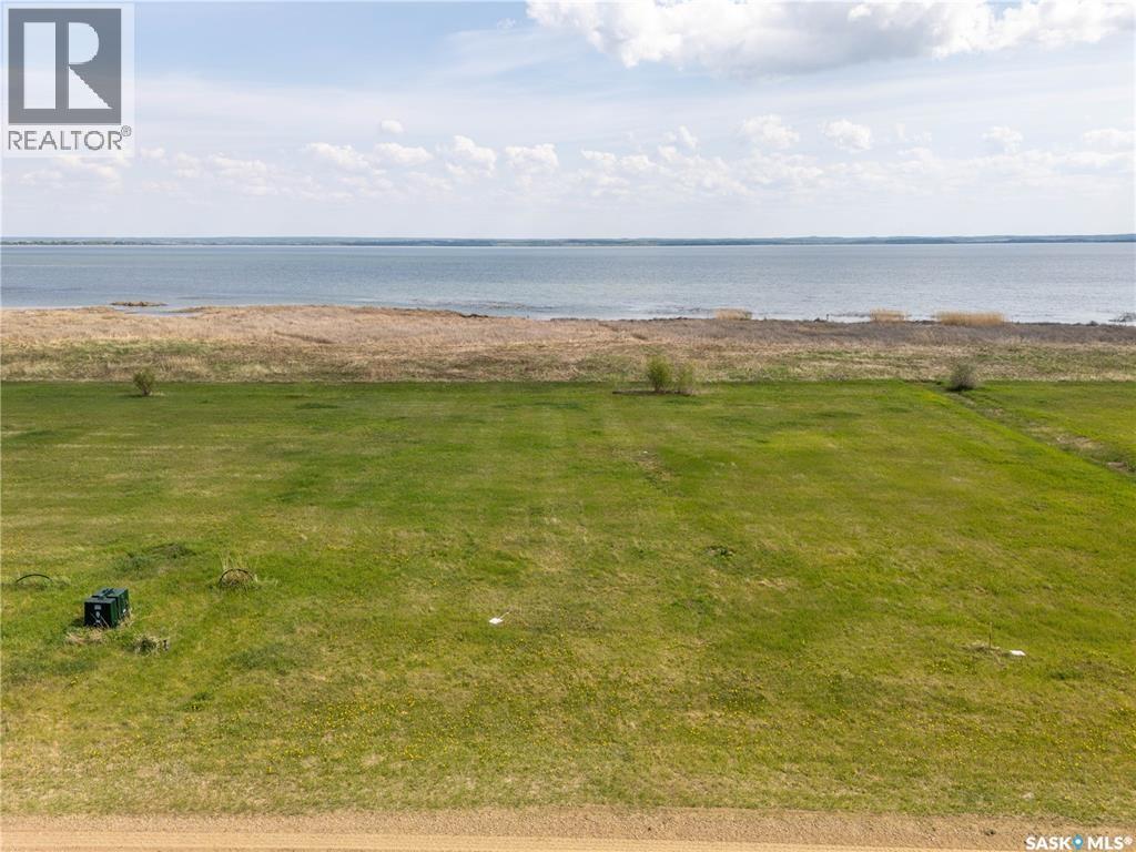 820 Lakeshore Drive, Meota, Saskatchewan S0M 1X0 - Photo 9 - SK039647