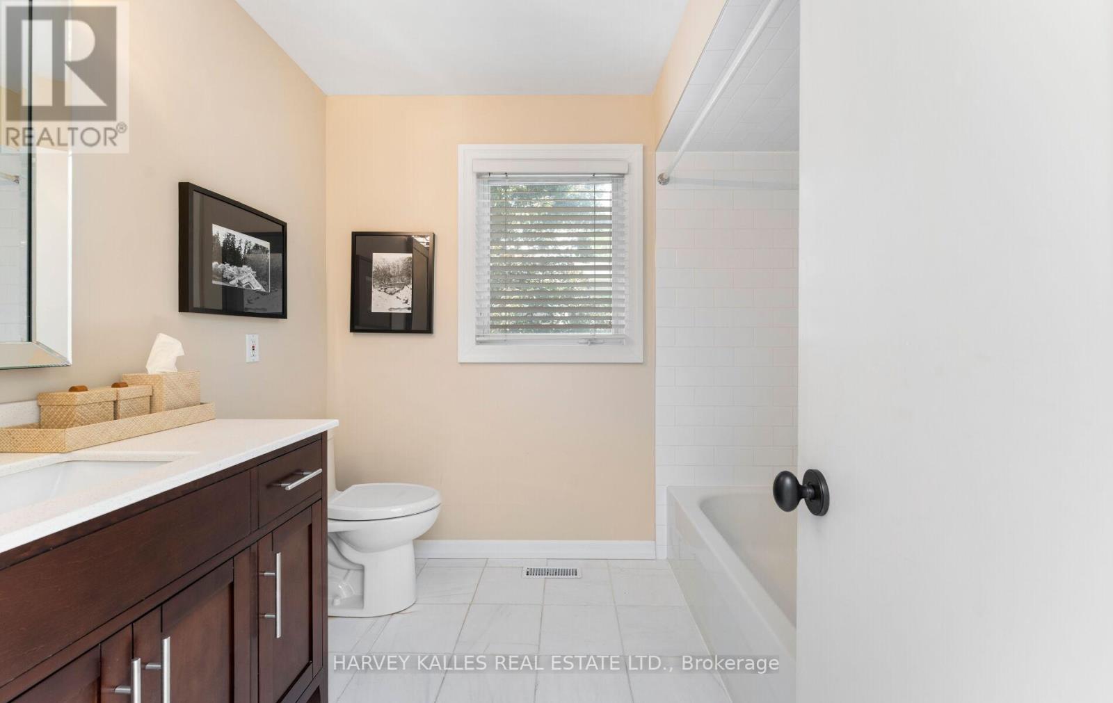 8 Granada Court, Markham, Ontario  L3T 4V4 - Photo 37 - N13460410