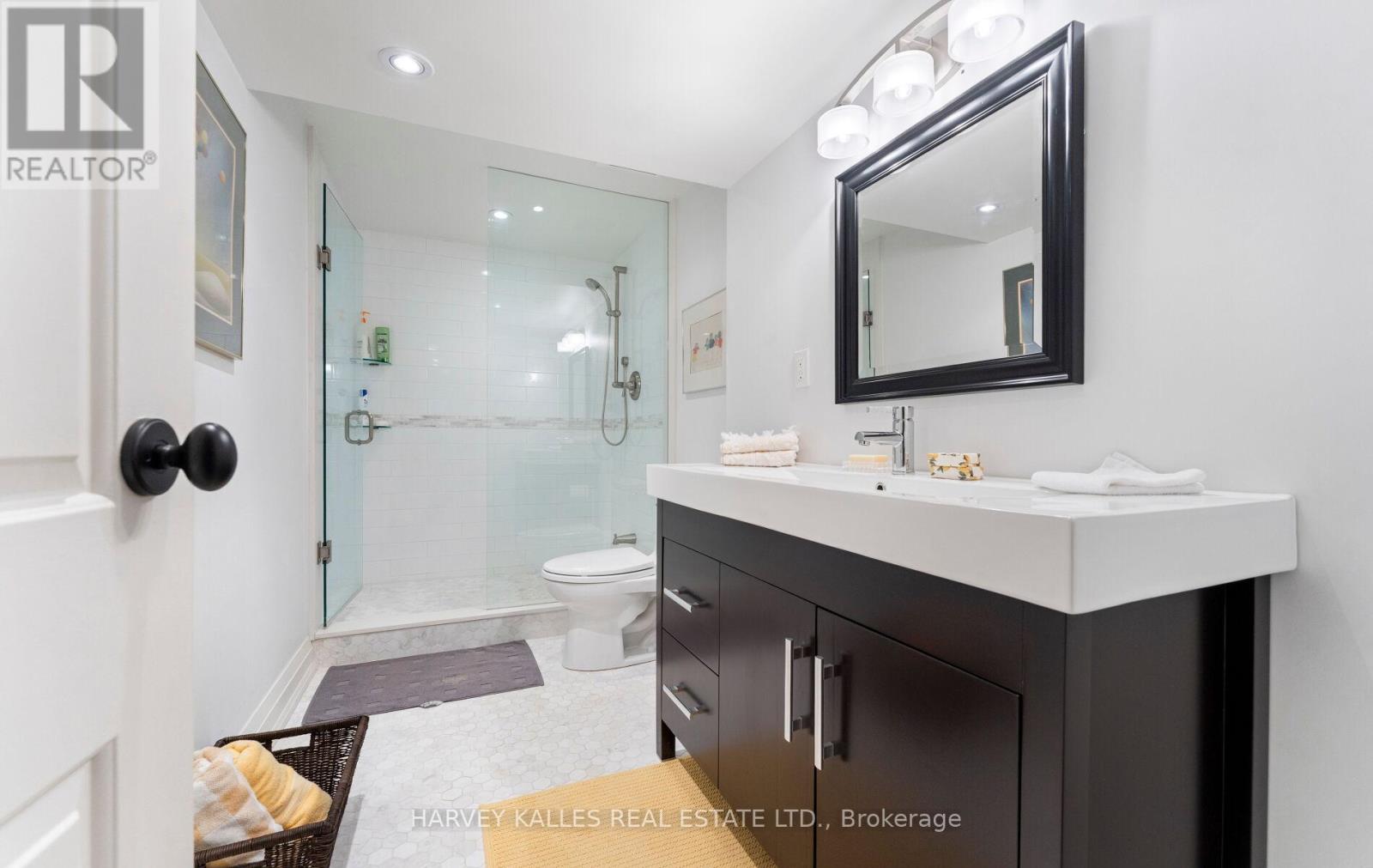 8 Granada Court, Markham, Ontario  L3T 4V4 - Photo 45 - N13460410