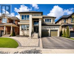 207 WALTER ENGLISH DRIVE, East Gwillimbury, Ontario