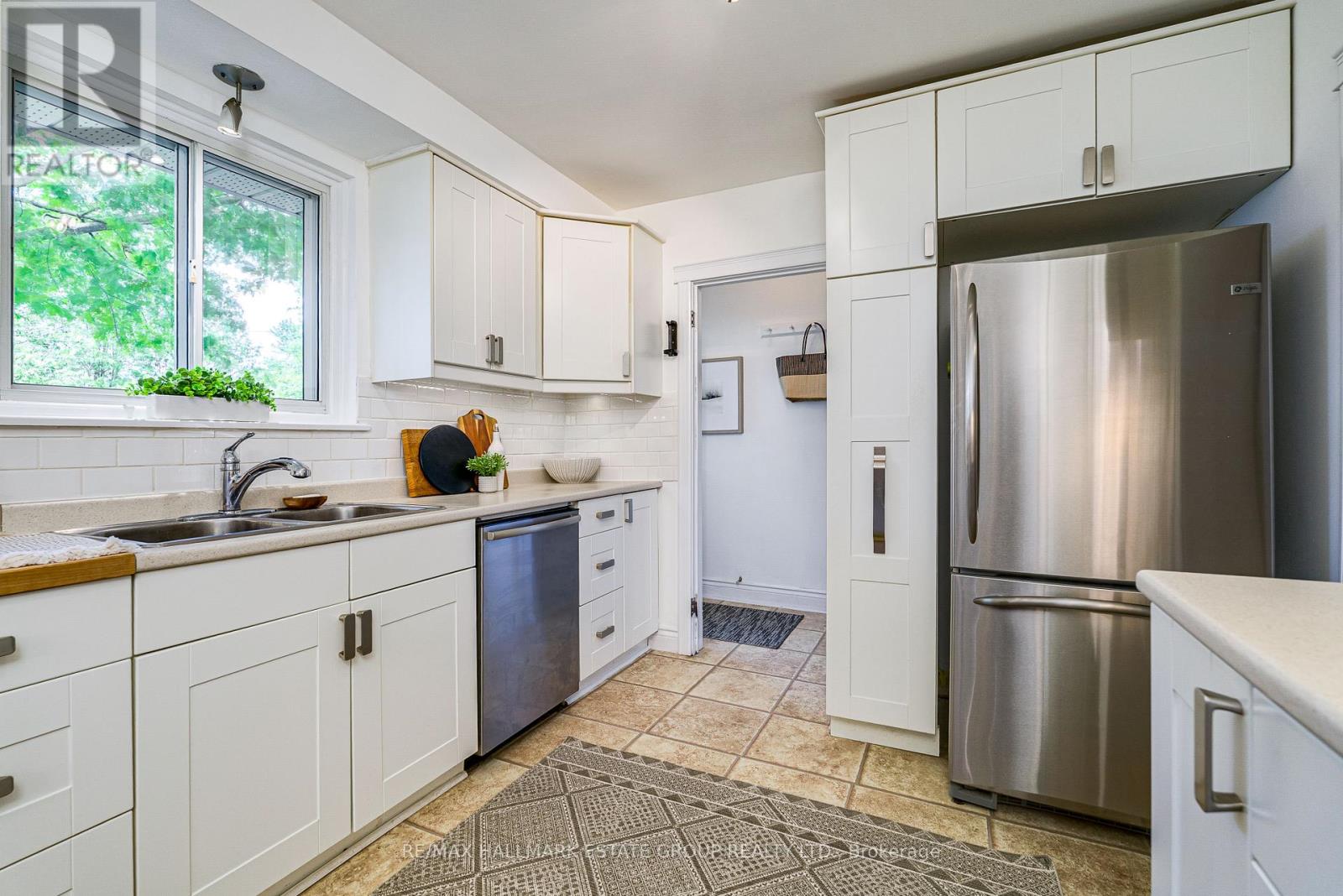 88 Lakeland Crescent, Richmond Hill, Ontario  L4E 2Z9 - Photo 15 - N13460484