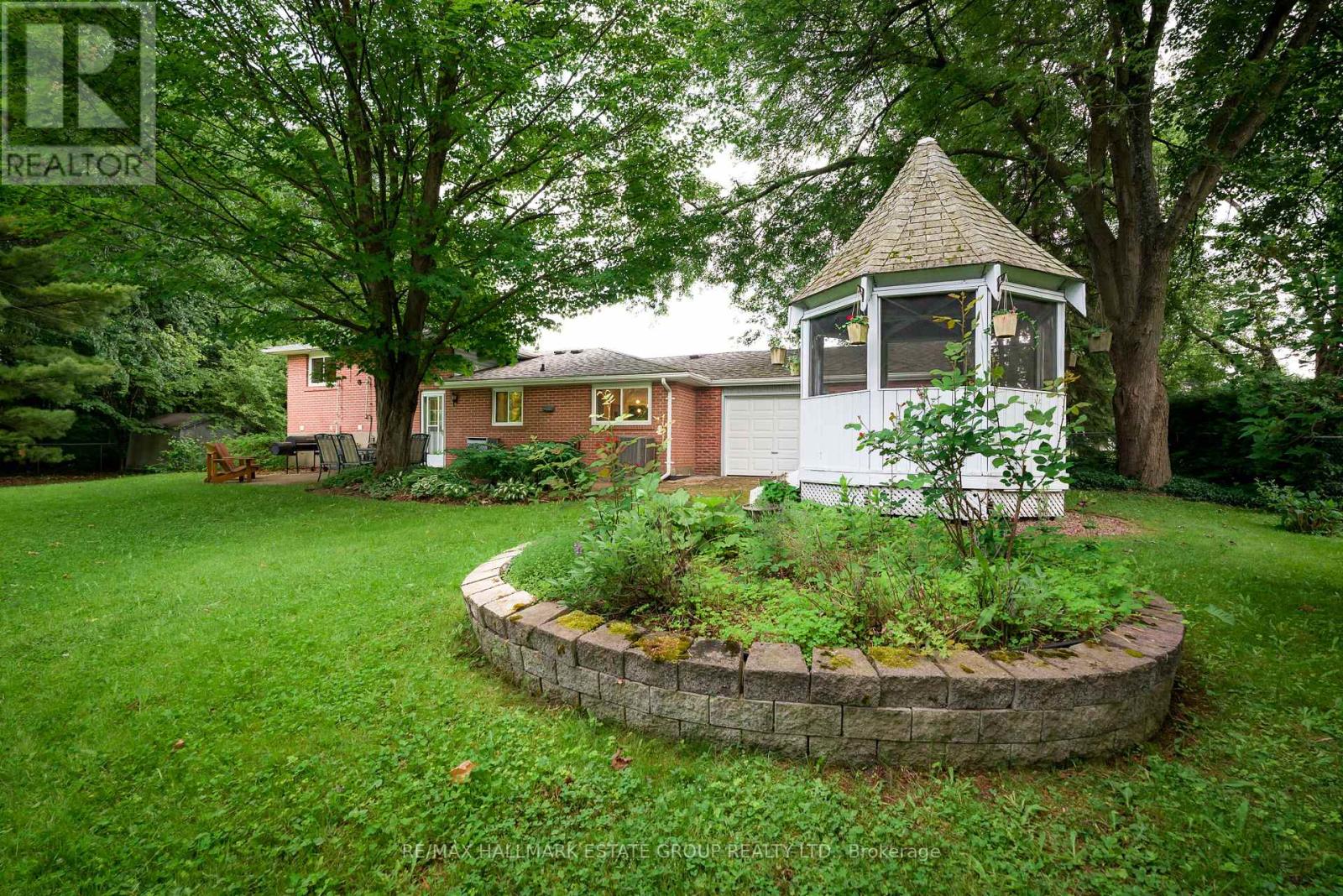 88 Lakeland Crescent, Richmond Hill, Ontario  L4E 2Z9 - Photo 39 - N13460484