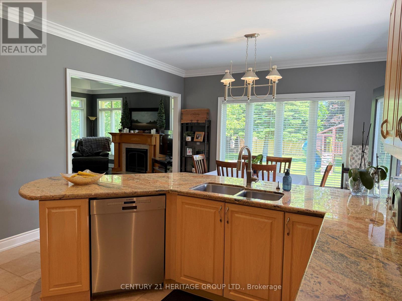49 Shore Crescent, Georgina, Ontario L0E 1S0 - Photo 11 - N13460648