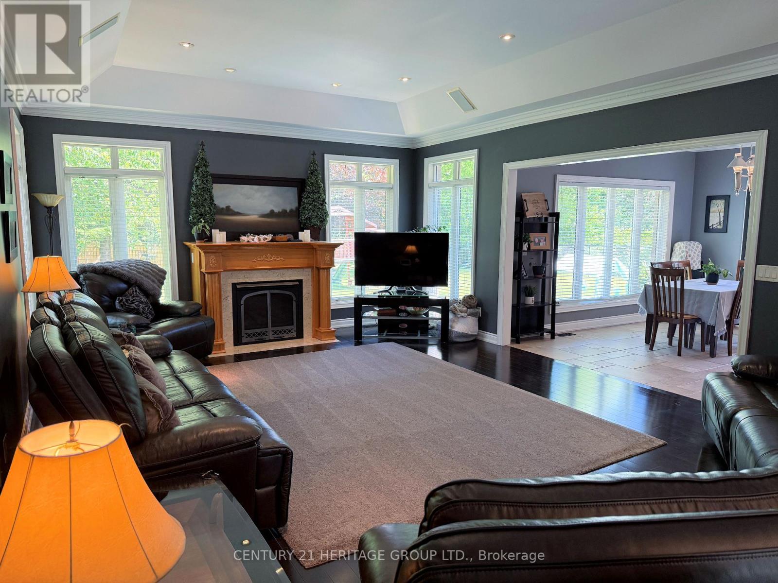 49 Shore Crescent, Georgina, Ontario L0E 1S0 - Photo 6 - N13460648