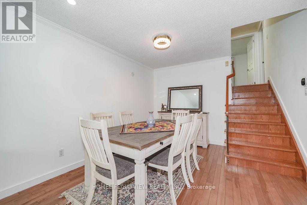 215 Weldrick Road W, Richmond Hill, Ontario  L4C 5J2 - Photo 13 - N13460652