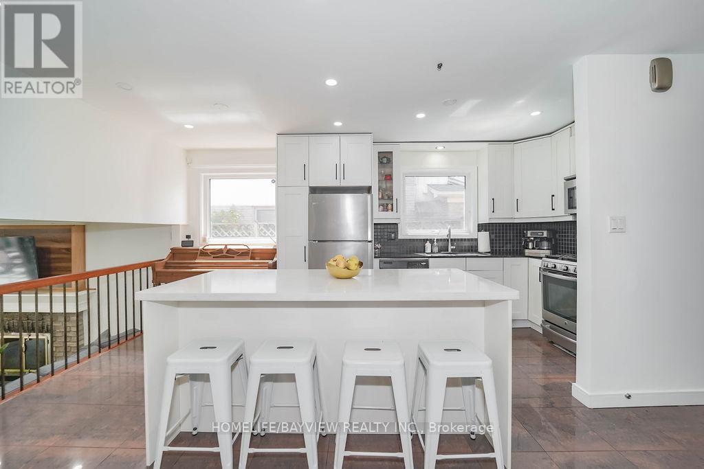 215 Weldrick Road W, Richmond Hill, Ontario  L4C 5J2 - Photo 22 - N13460652
