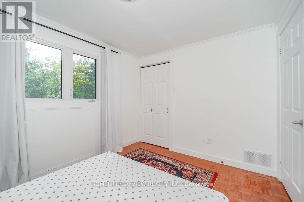 215 Weldrick Road W, Richmond Hill, Ontario  L4C 5J2 - Photo 34 - N13460652