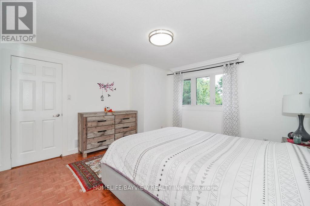 215 Weldrick Road W, Richmond Hill, Ontario  L4C 5J2 - Photo 36 - N13460652