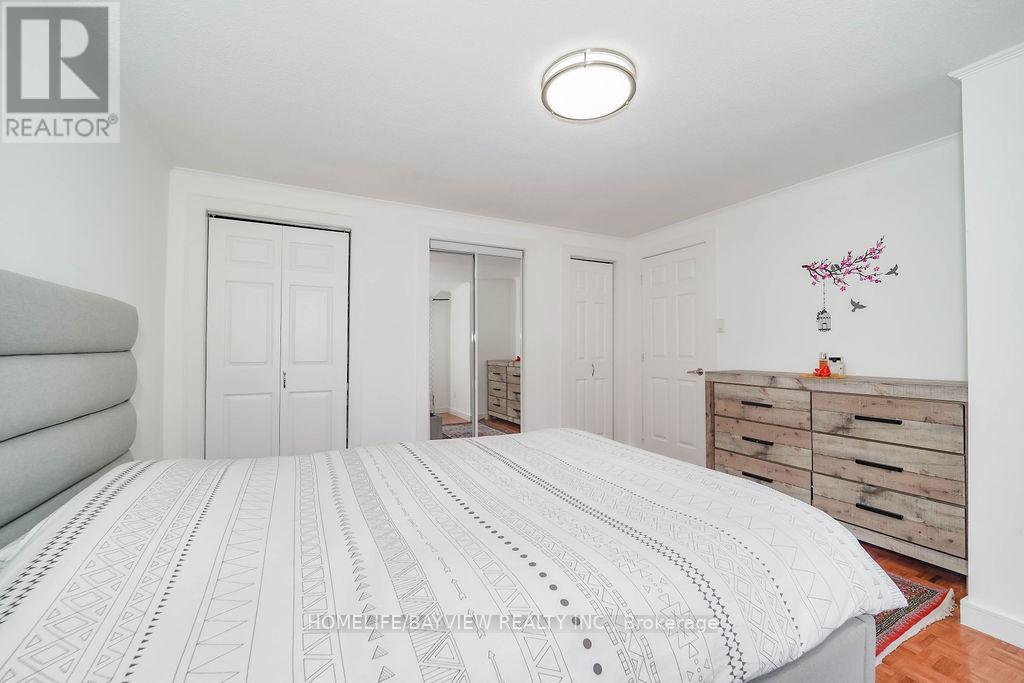 215 Weldrick Road W, Richmond Hill, Ontario  L4C 5J2 - Photo 38 - N13460652