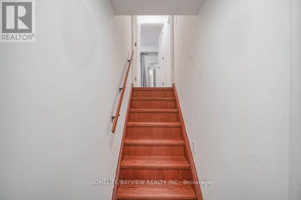 215 Weldrick Road W, Richmond Hill, Ontario  L4C 5J2 - Photo 39 - N13460652