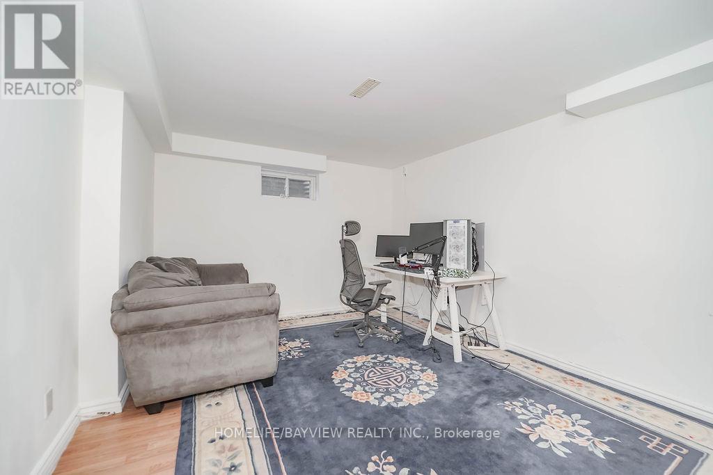 215 Weldrick Road W, Richmond Hill, Ontario  L4C 5J2 - Photo 41 - N13460652