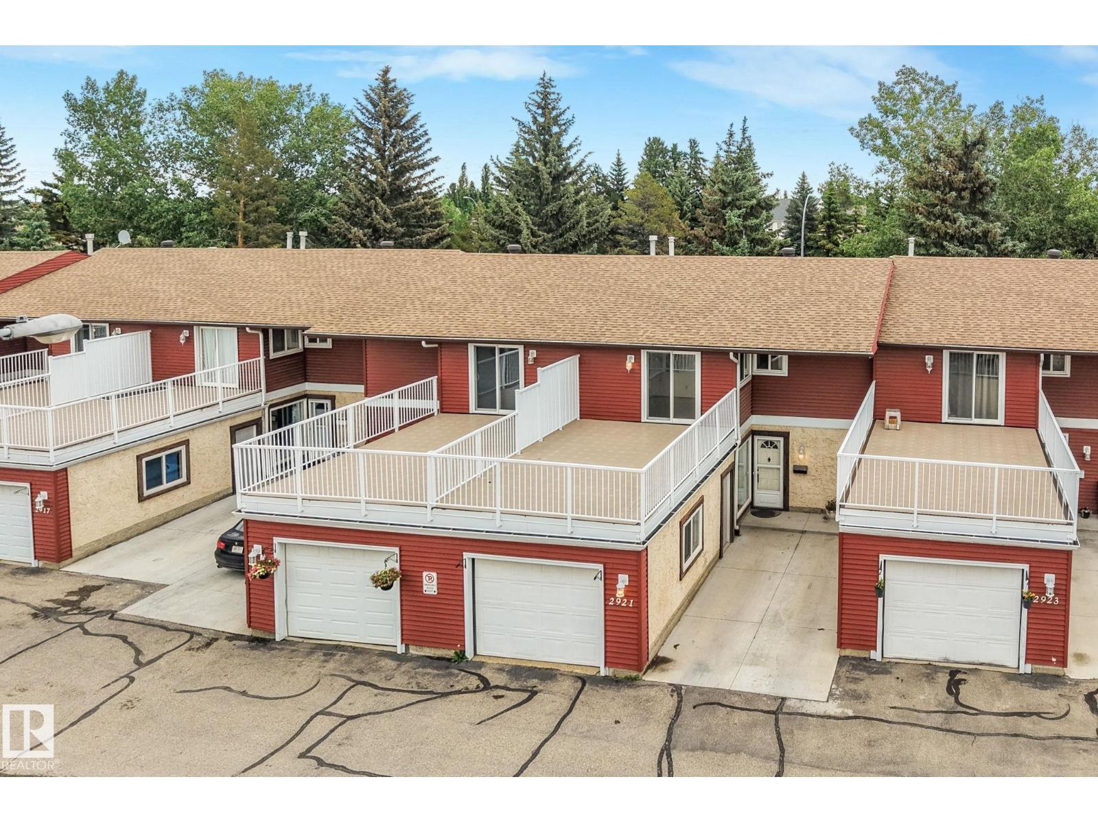 2921 130 AV NW, edmonton, Alberta