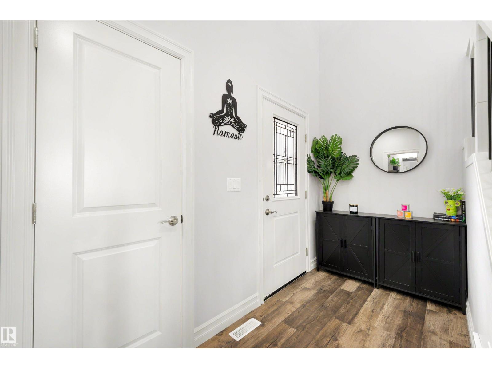 56 Mclean Bn, Leduc, Alberta  T9E 1A3 - Photo 2 - E4494287