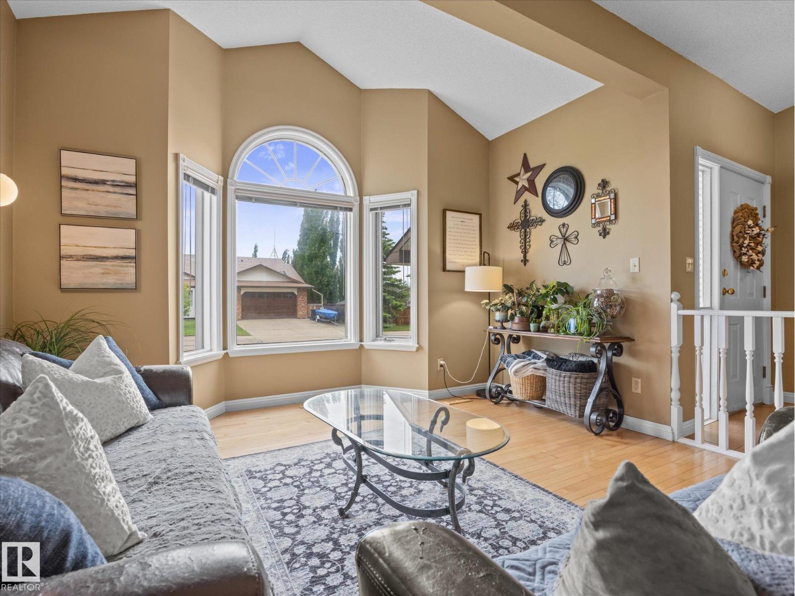 5 Canterbury Ln, Sherwood Park, Alberta  T8H 1E6 - Photo 10 - E4494288