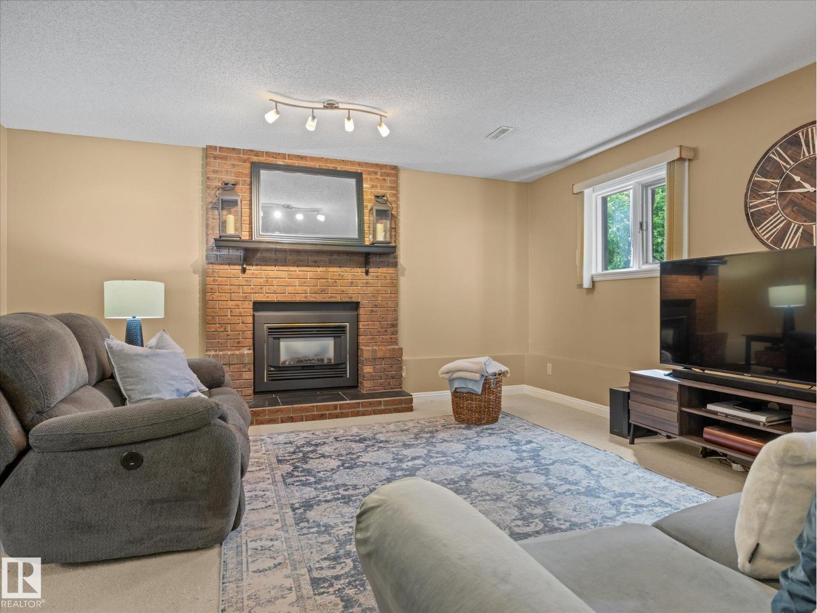 5 Canterbury Ln, Sherwood Park, Alberta  T8H 1E6 - Photo 18 - E4494288