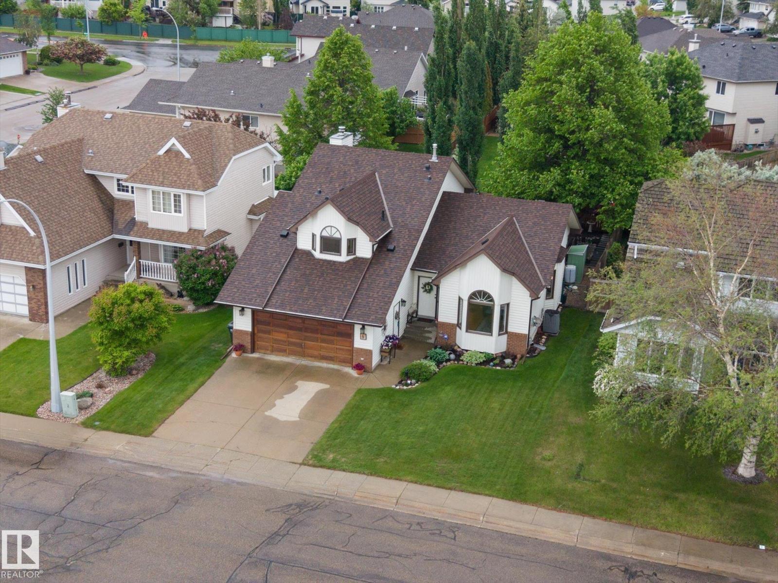 5 Canterbury Ln, Sherwood Park, Alberta  T8H 1E6 - Photo 2 - E4494288