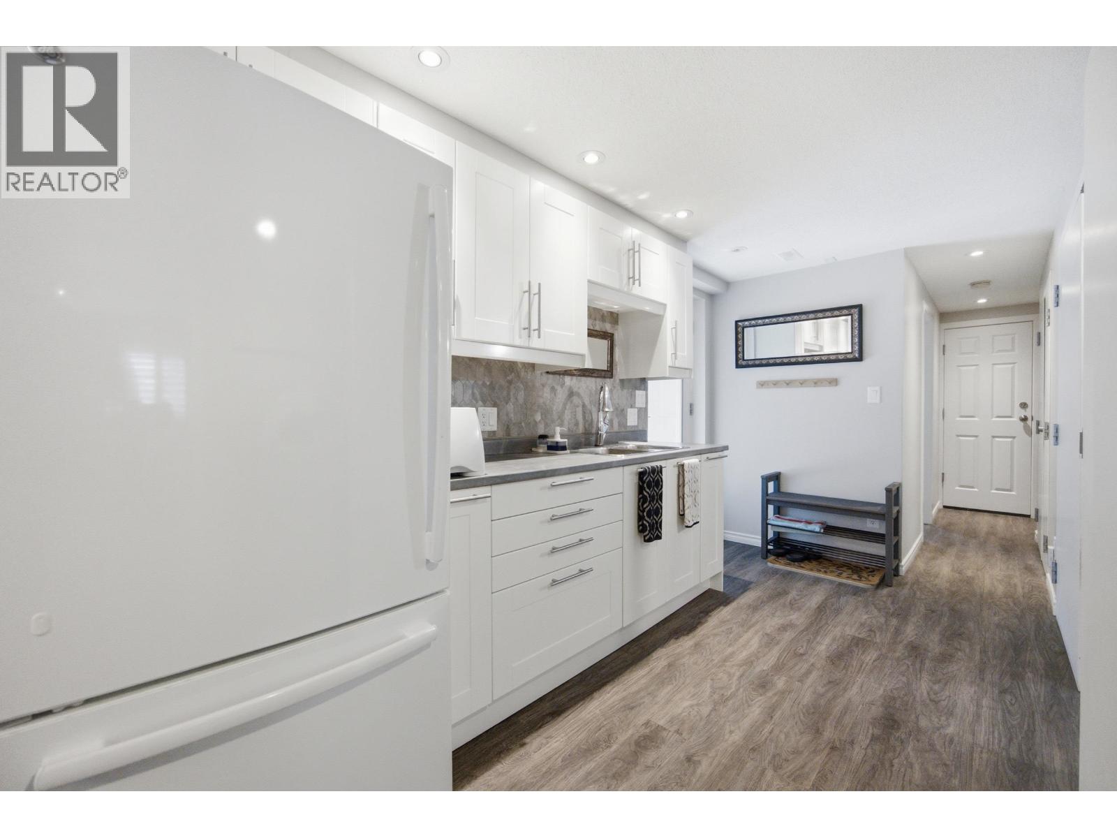 944 Tollcross Road, North Vancouver, British Columbia  V7H 2G2 - Photo 26 - R3137396