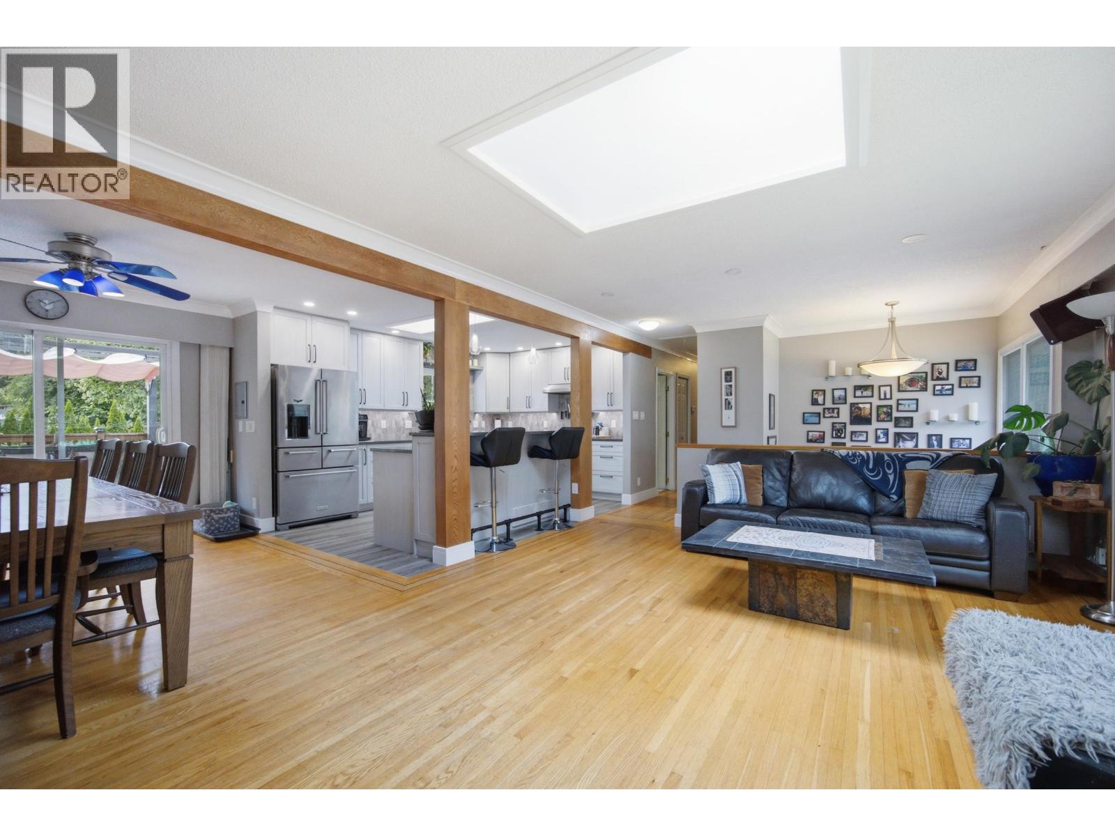 944 Tollcross Road, North Vancouver, British Columbia  V7H 2G2 - Photo 8 - R3137396