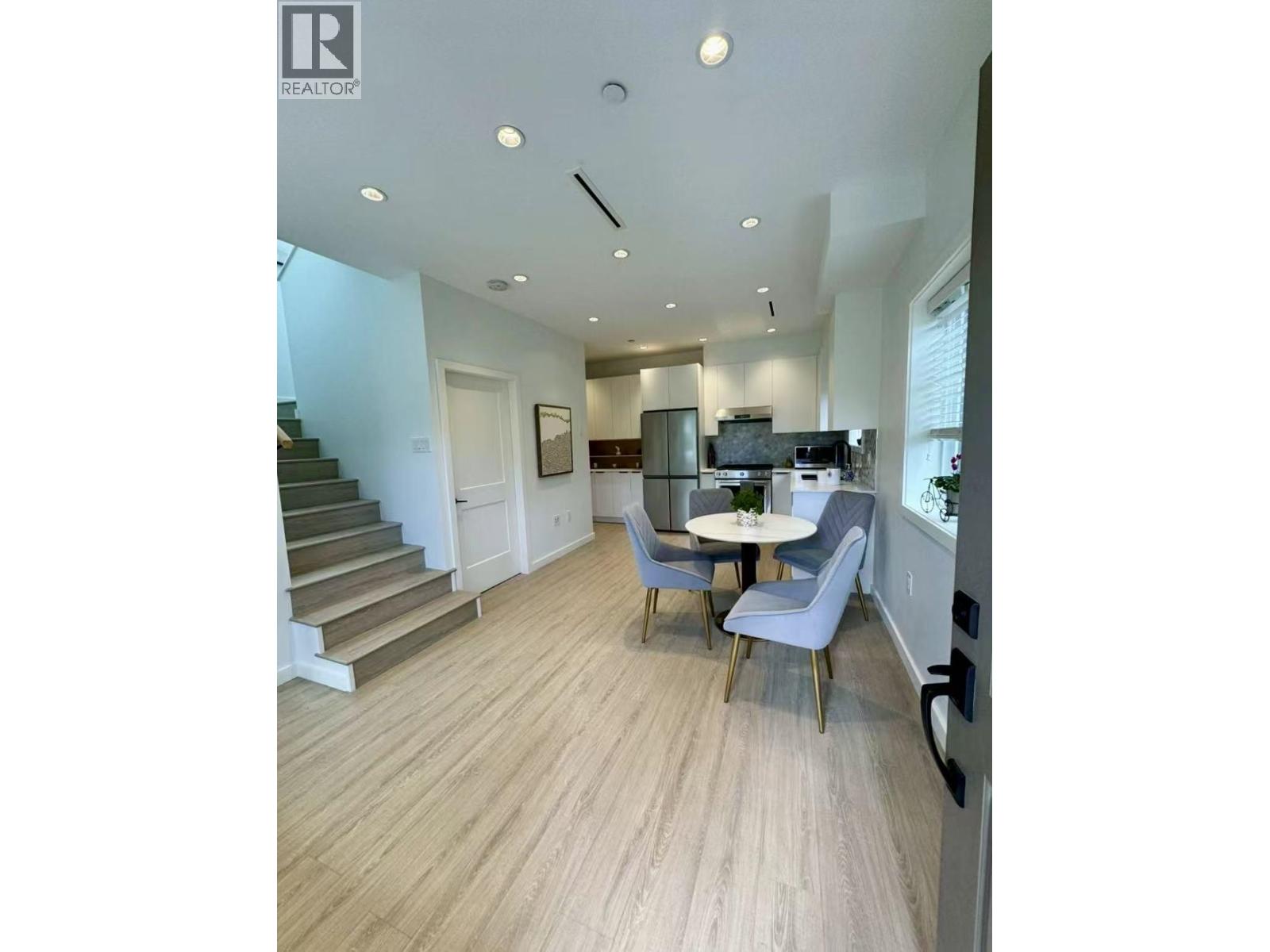 3025 Kings Avenue, Vancouver, British Columbia  V5R 4T1 - Photo 5 - R3137379