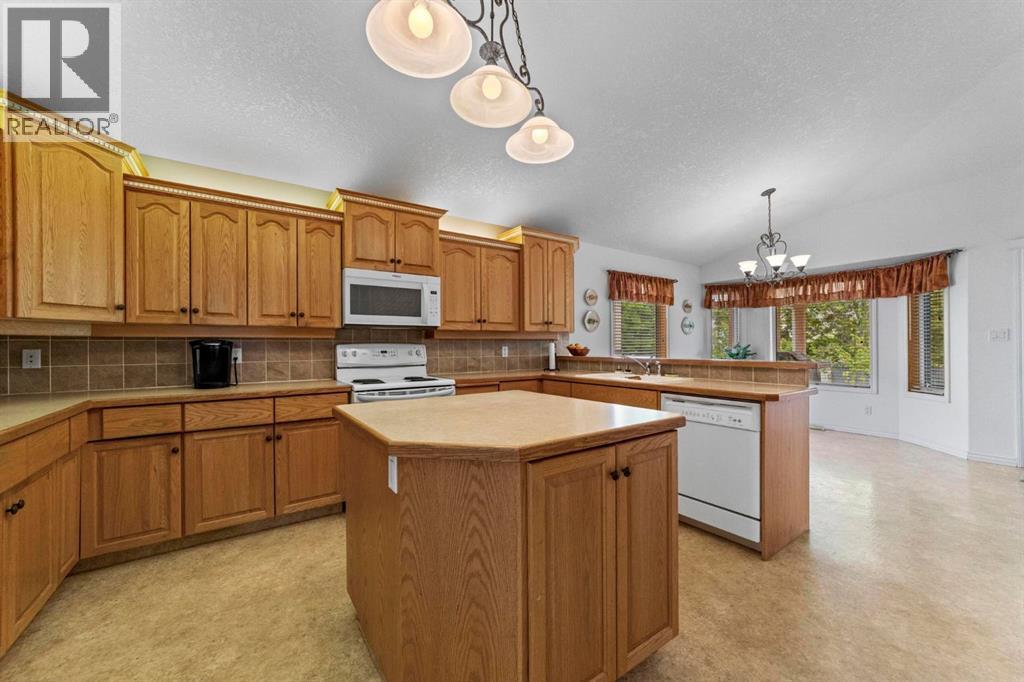 87 Park Ridge Drive, Camrose, Alberta  T4V 4V2 - Photo 8 - A2320779