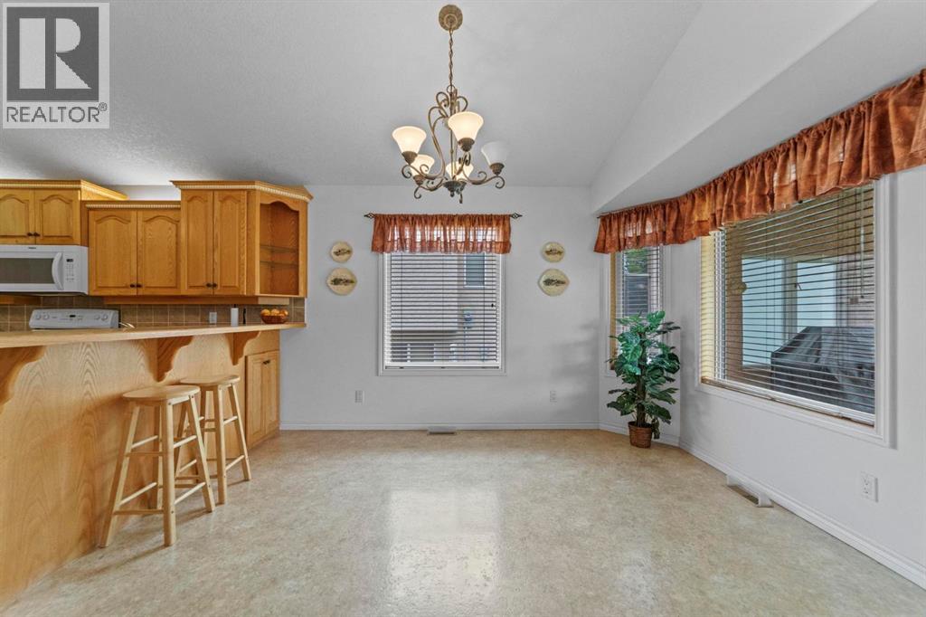 87 Park Ridge Drive, Camrose, Alberta  T4V 4V2 - Photo 12 - A2320779