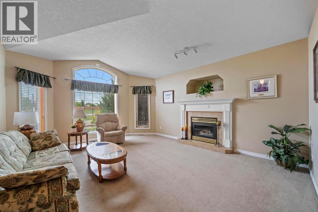 87 Park Ridge Drive, Camrose, Alberta  T4V 4V2 - Photo 5 - A2320779