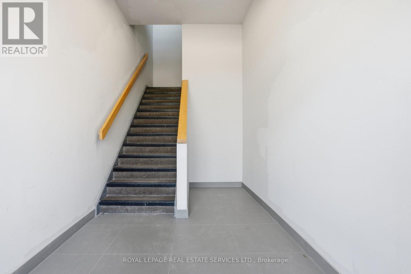 29 - 2155 Dunwin Drive, Mississauga, Ontario L5L 4M1 - Photo 5 - W13460406